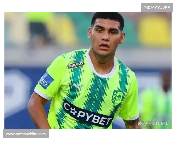 老将夸利亚雷拉任意球破门，创最年长进球纪录